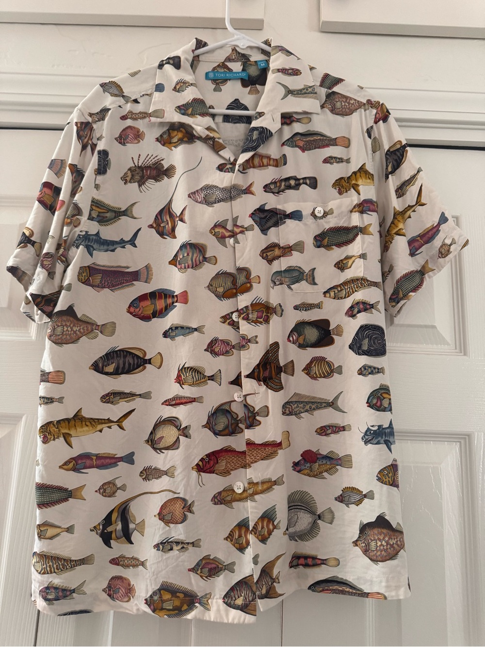Tori Richard White Fish Print Short-Sleeve Button-Down Shirt
